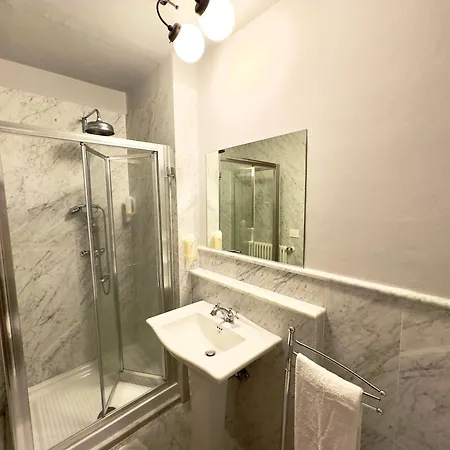 빌라 La Pietra Piana Panoramica Con E Piscina Naturale Vicino Firenze *